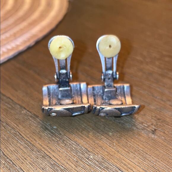 VTG Chico’s Half Hoop SilverTone ClipOn Earrings AB & Black Crystals - Picture 2 of 8